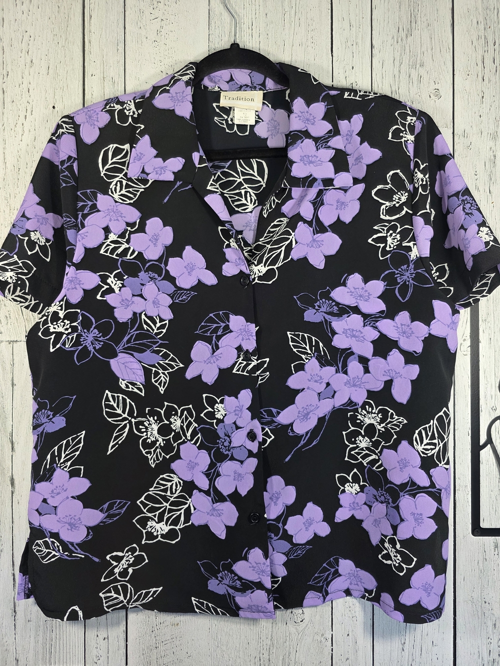 Vintage Tradition Purple Floral Blouse Shoulder Pads Made in Canada Size 12